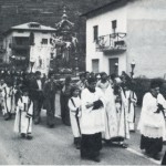 Processione via Nazionale 1975 -parrocchia scan -